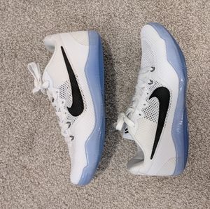 Nike Kobe XI 'Fundamentals' Sz 9.5